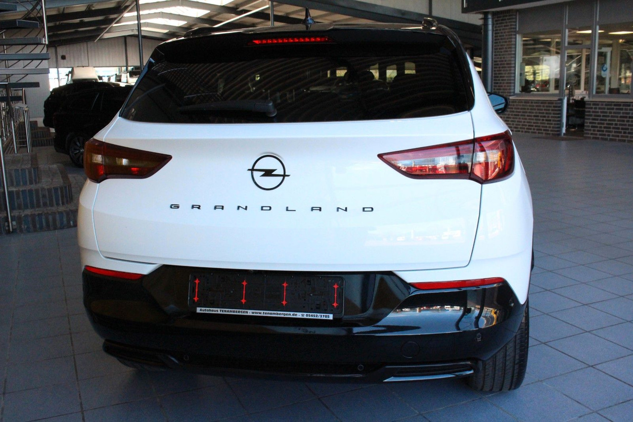 Opel Grandland (X) GS Line AT-8 Kamera AGR Navi LED - SUV: foto 4 Opel Grandland (X) GS Line AT-8 Kamera AGR Navi LED - SUV: foto 4