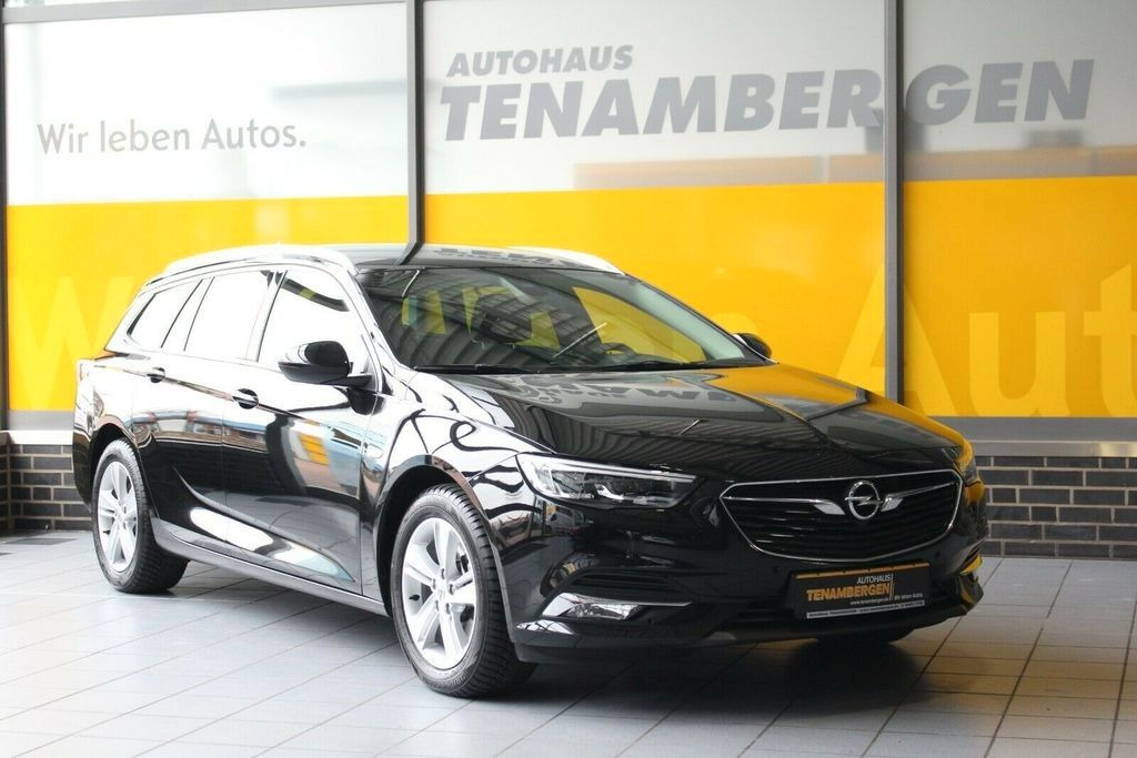 Opel Insignia B Sports Tourer 4x4 INNOVATION - Automóvel: foto 2 Opel Insignia B Sports Tourer 4x4 INNOVATION - Automóvel: foto 2