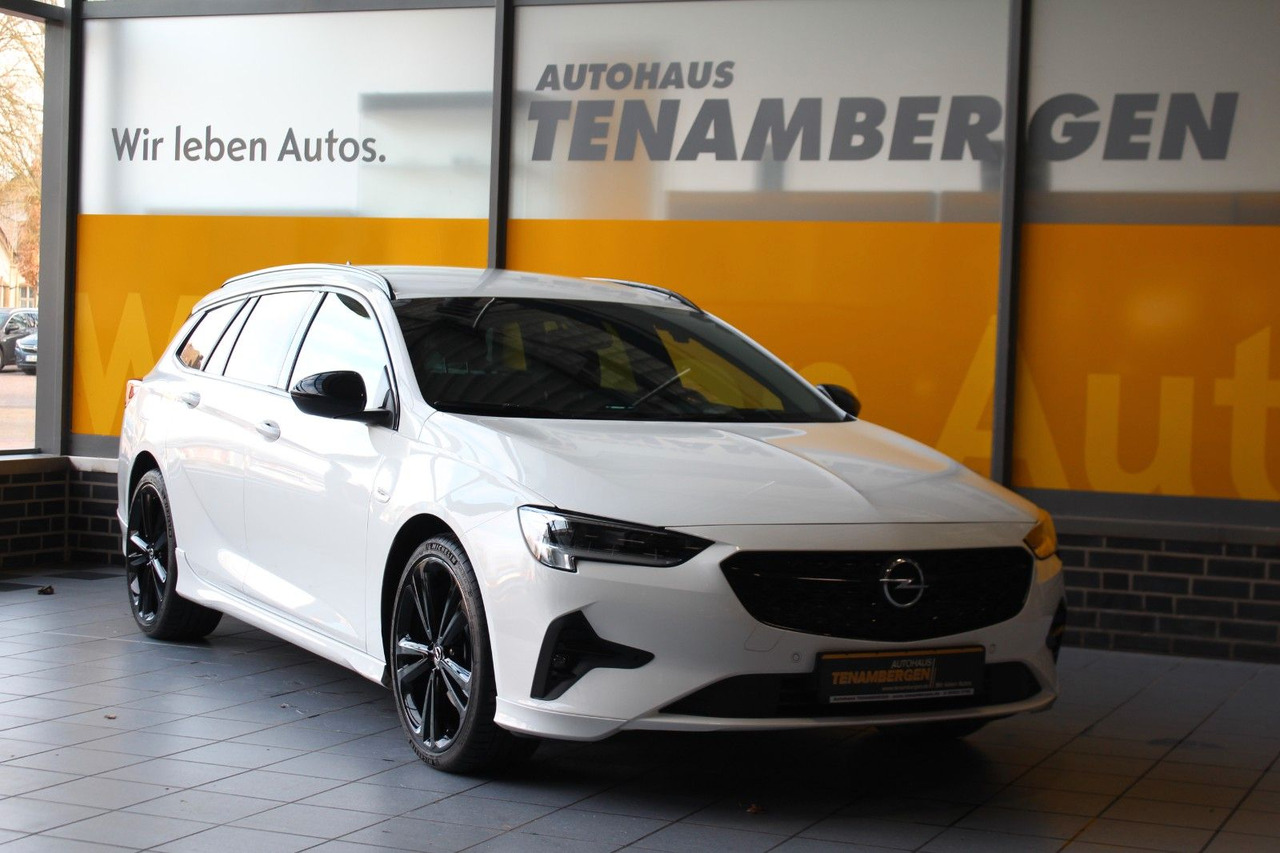 Opel Insignia B Sports Tourer Ultimate 4x4 AHK ACC - Automóvel: foto 2 Opel Insignia B Sports Tourer Ultimate 4x4 AHK ACC - Automóvel: foto 2
