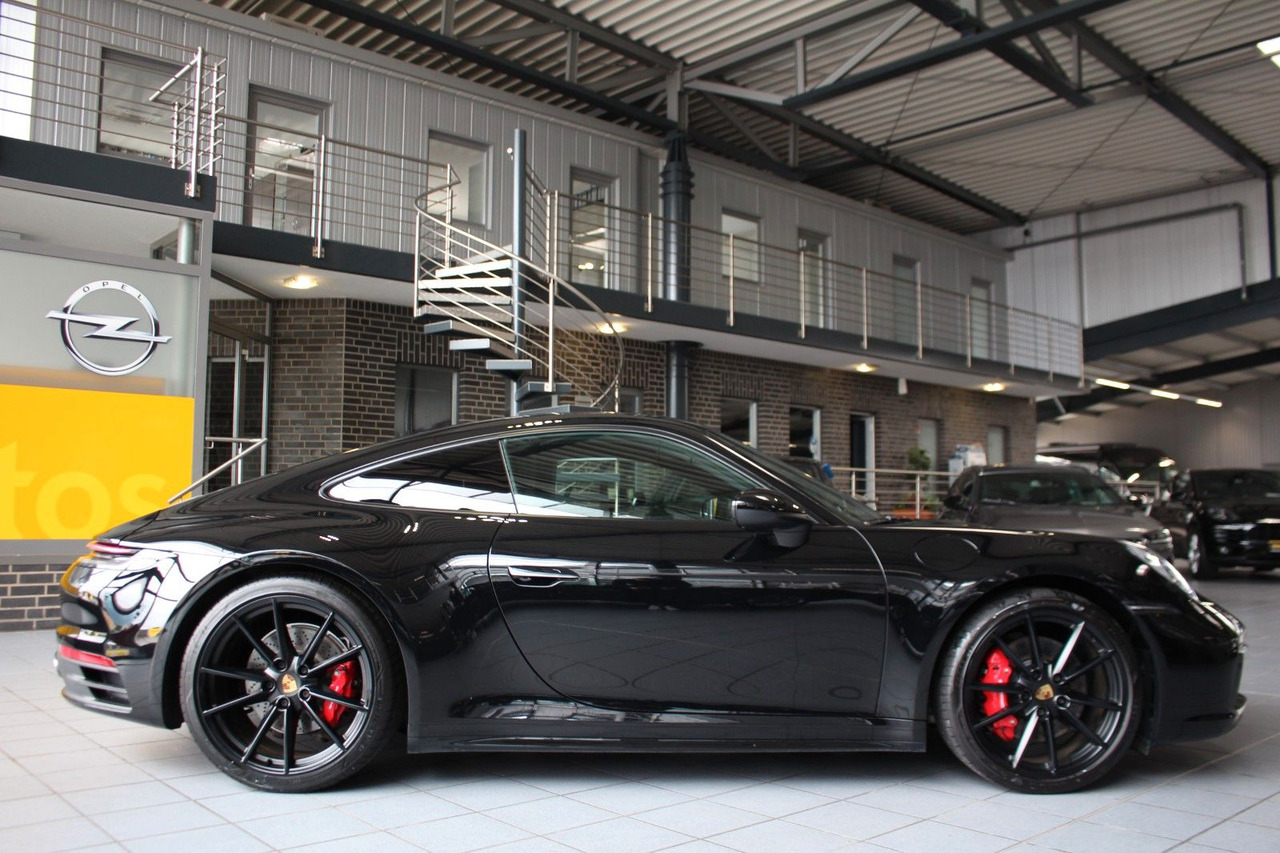 Porsche 992 Carrera 4S Sport-Chrono Matrix PZService neu - Coupé: foto 2 Porsche 992 Carrera 4S Sport-Chrono Matrix PZService neu - Coupé: foto 2