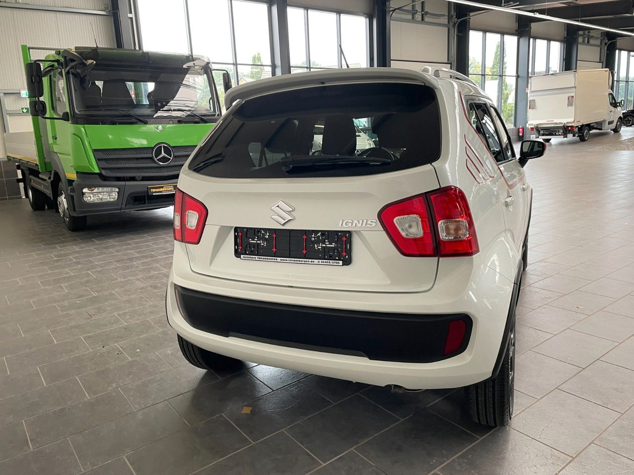 Suzuki Ignis 1,2 Intro Edtion+ - Automóvel: foto 4 Suzuki Ignis 1,2 Intro Edtion+ - Automóvel: foto 4