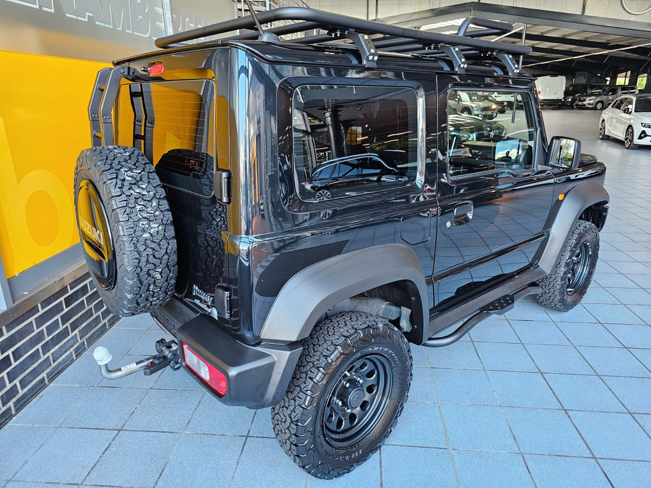 Suzuki Jimny Comfort AllGrip Leiter Dachträger Federn - SUV: foto 4 Suzuki Jimny Comfort AllGrip Leiter Dachträger Federn - SUV: foto 4