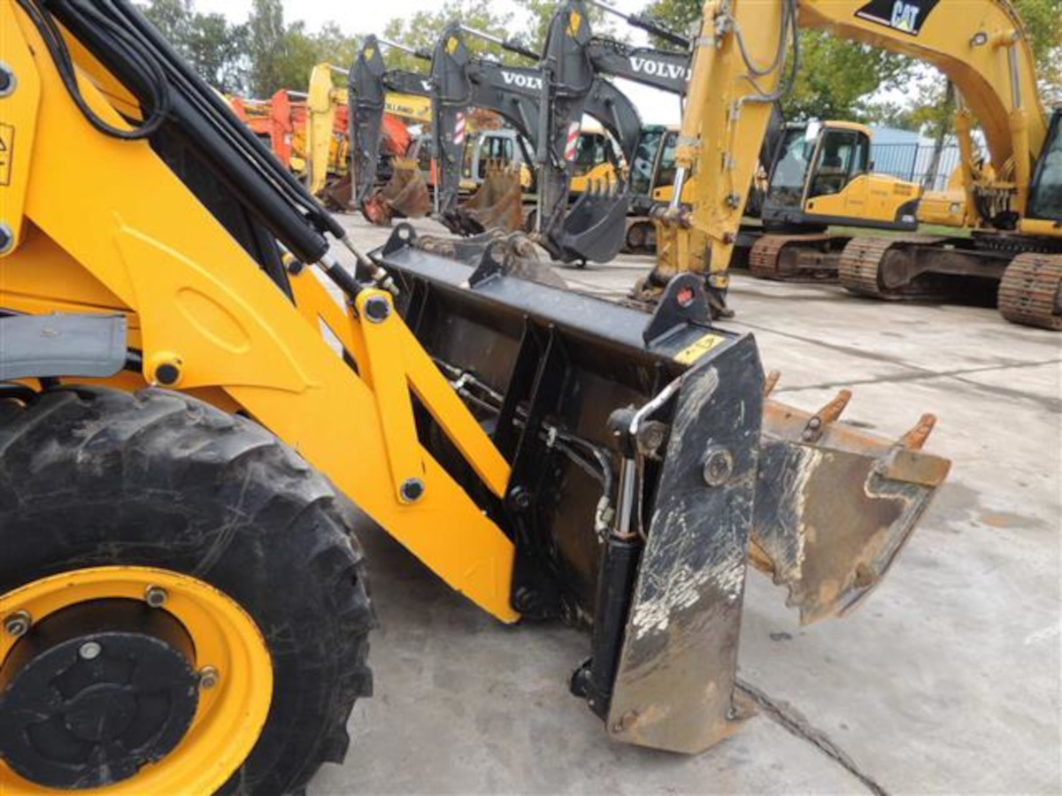 JCB 3CX - Retroescavadeira: foto 3 JCB 3CX - Retroescavadeira: foto 3