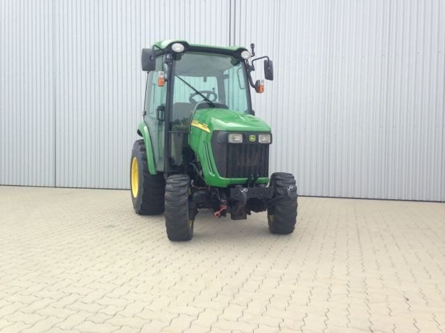 JOHN DEERE 3720 - Trator: foto 4 JOHN DEERE 3720 - Trator: foto 4