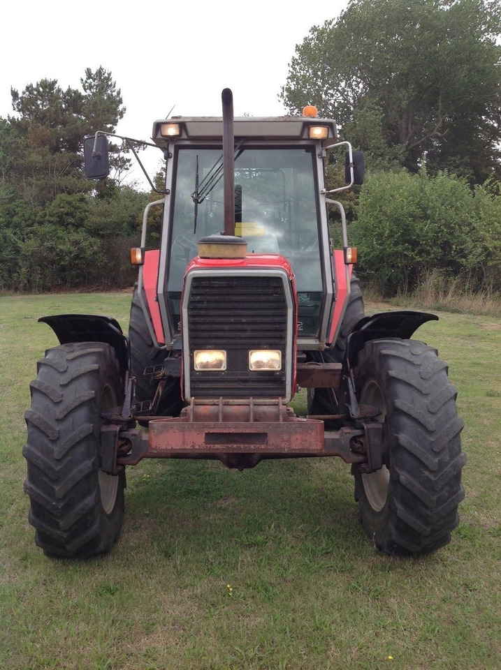 Massey Ferguson 3120 - Trator: foto 2 Massey Ferguson 3120 - Trator: foto 2