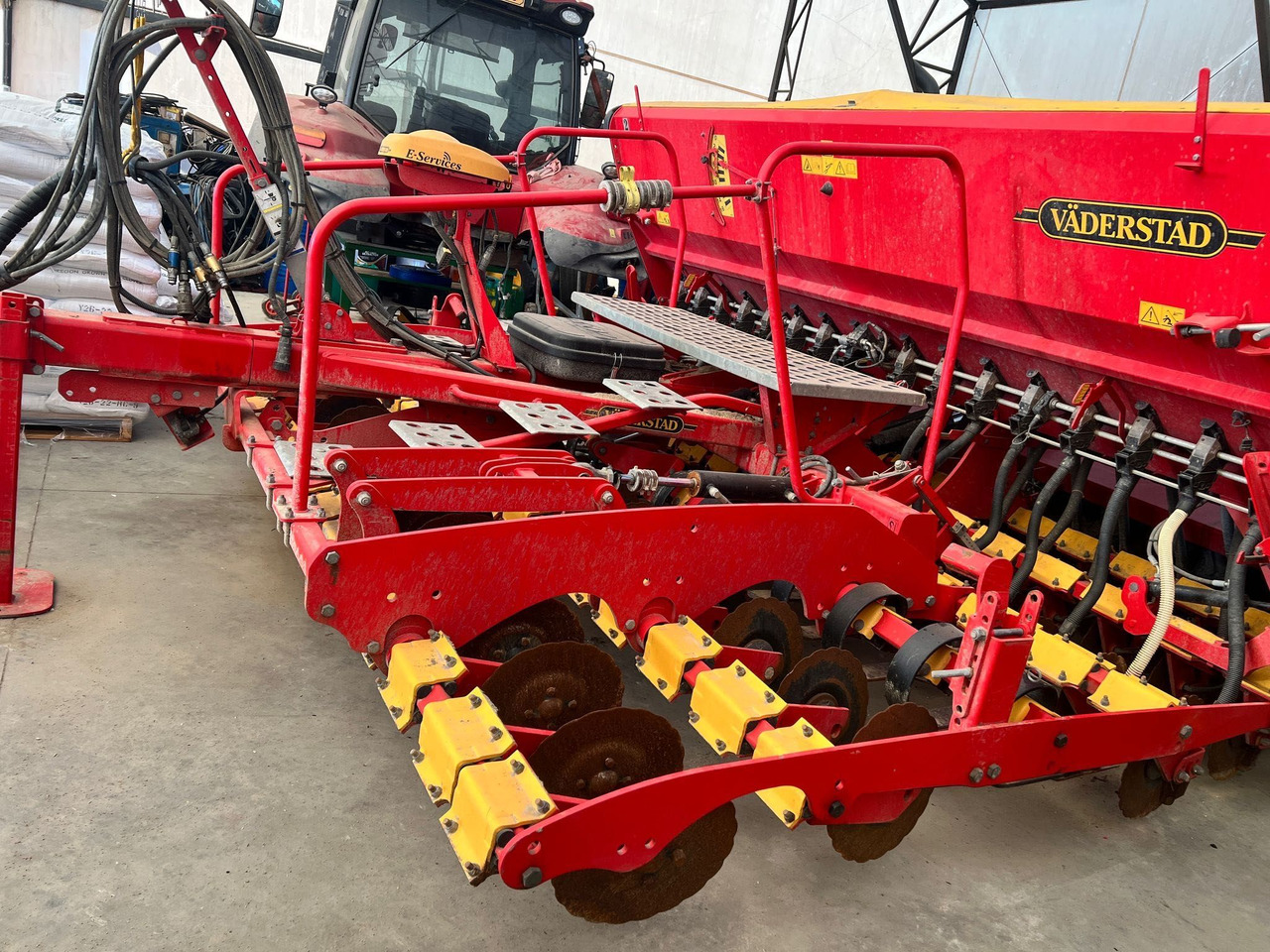 Vaderstad Rapid RD 400C - Semeadeira: foto 5 Vaderstad Rapid RD 400C - Semeadeira: foto 5