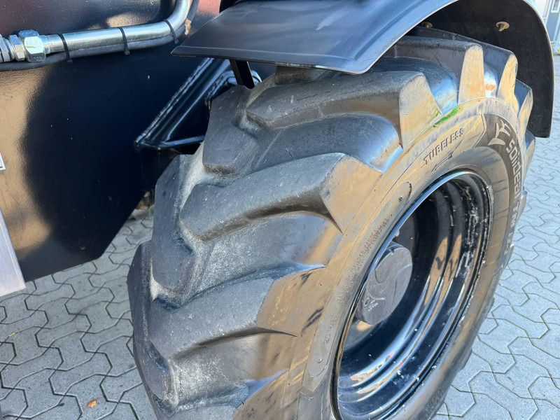 Empilhador telescópico HTL 4017 Haulotte HTL 4017: foto 13 Empilhador telescópico HTL 4017 Haulotte HTL 4017: foto 13