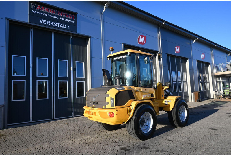 Carregadeira de rodas Volvo L30G: foto 6