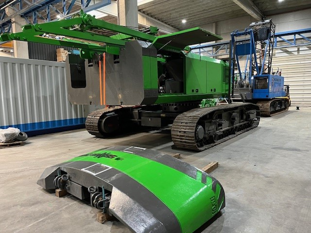 Guindaste sobre esteiras SENNEBOGEN 2200: foto 6