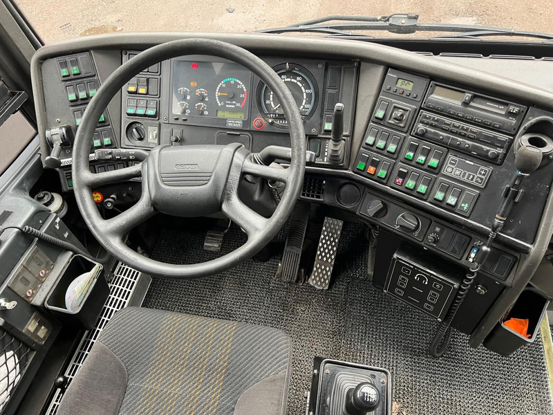 Autocarro Scania K124: foto 7