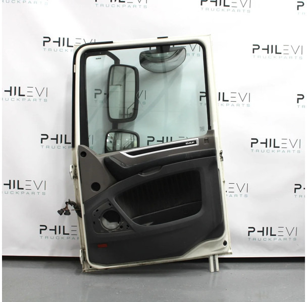 DAF XF106 Deur Rechts 1881863 - Porta e peças de Caminhão: foto 2 DAF XF106 Deur Rechts 1881863 - Porta e peças de Caminhão: foto 2