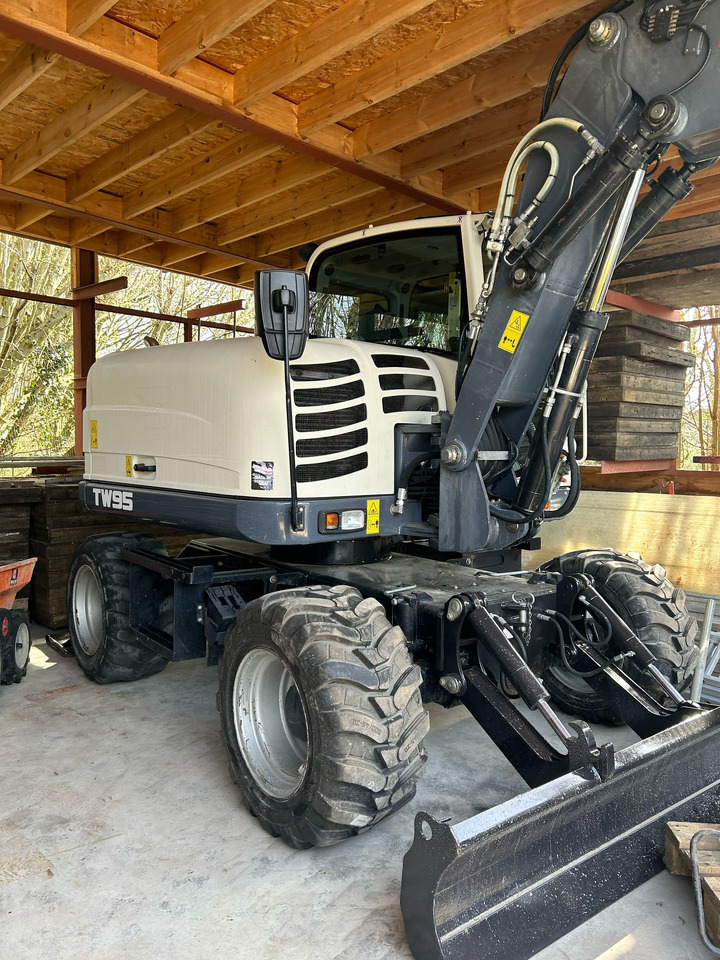 SCHAEFF TW95 - Escavadeira de rodas: foto 1 SCHAEFF TW95 - Escavadeira de rodas: foto 1