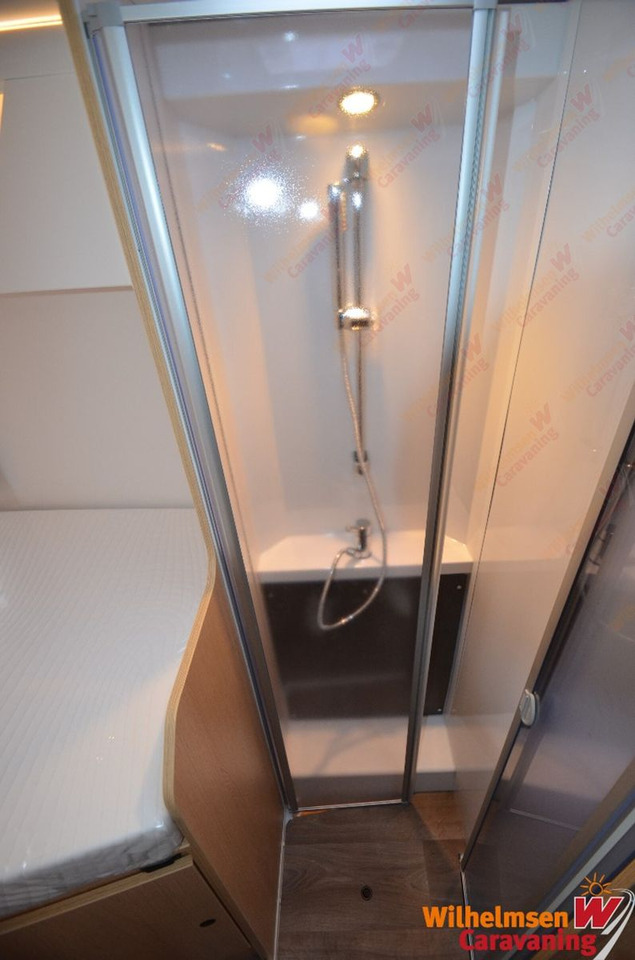 Autocaravana perfilada Sunlight Adventure T 68 180 PS Autom.*Hubbett*5.Sitzplatz: foto 13