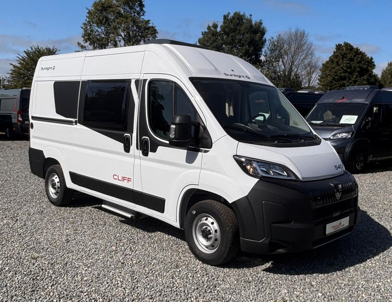 Sunlight Cliff 540 MJ26*Peugeot* - Campervan: foto 1 Sunlight Cliff 540 MJ26*Peugeot* - Campervan: foto 1