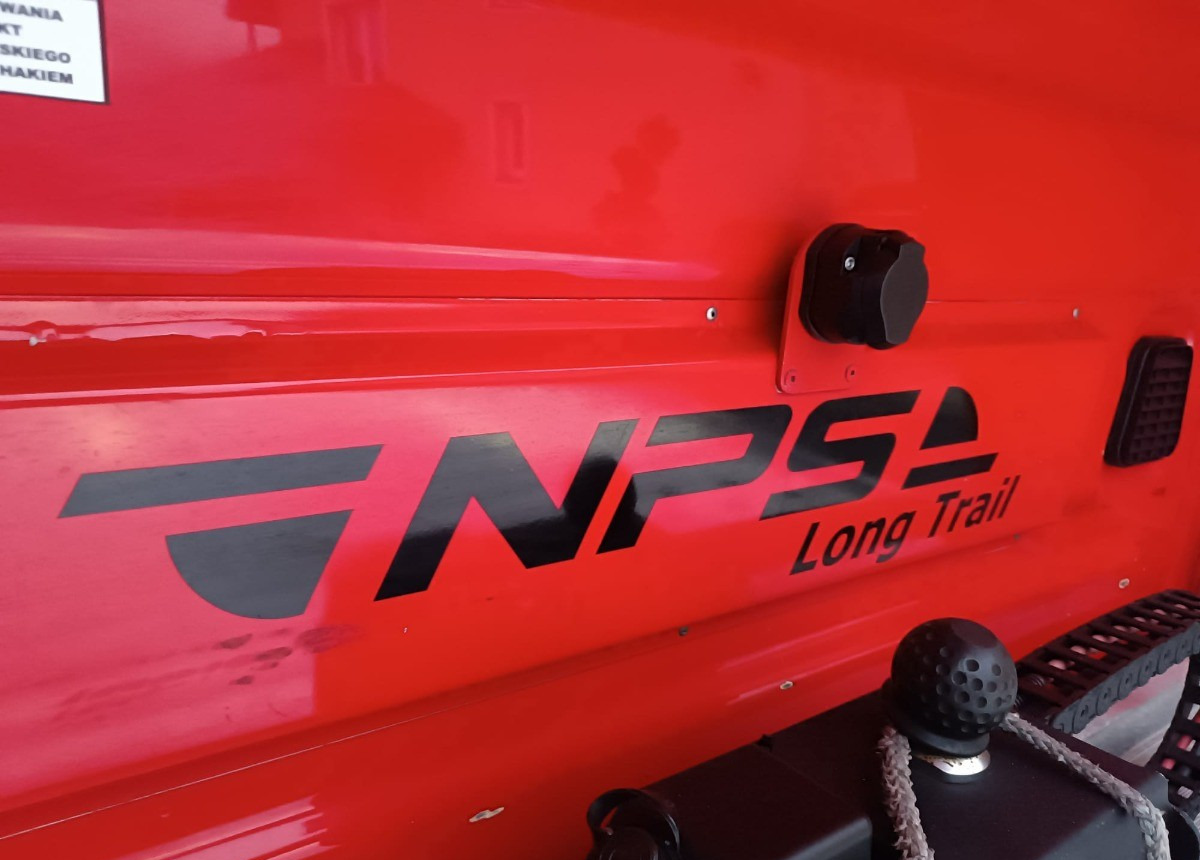 Caminhão reboque Iveco Daily 35-180 Autolaweta Sypialnia STAN WZOROWY VAT 23: foto 14