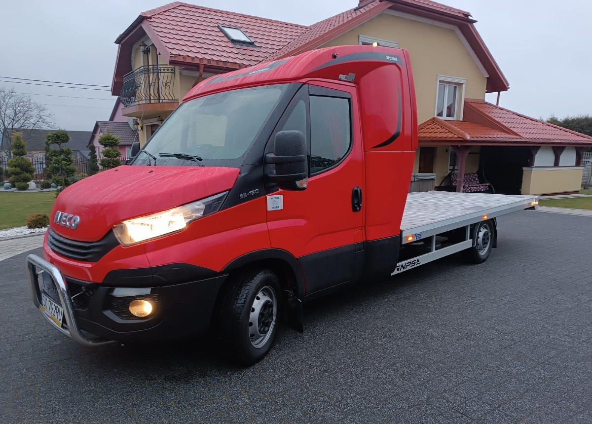 Caminhão reboque Iveco Daily 35-180 Autolaweta Sypialnia STAN WZOROWY VAT 23: foto 8