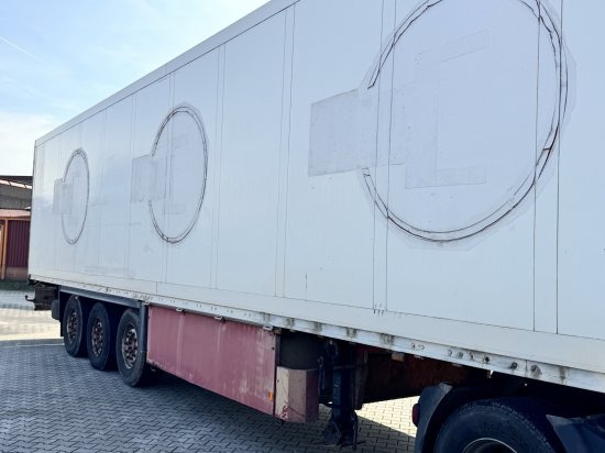 Schmitz SKO24 - Semireboque furgão: foto 5 Schmitz SKO24 - Semireboque furgão: foto 5