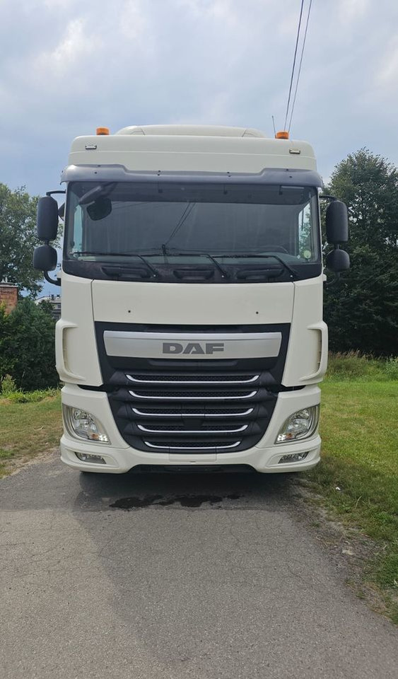 DAF XF460 - Tractor: foto 2 DAF XF460 - Tractor: foto 2