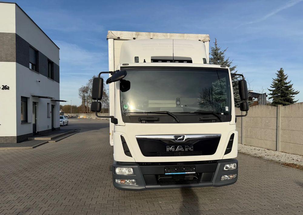 MAN TGL 12.250 - Caminhão com lona: foto 3 MAN TGL 12.250 - Caminhão com lona: foto 3