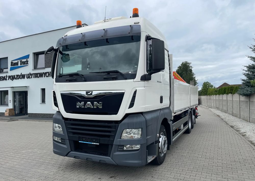 MAN TGX 26.460 HDS, PALFINGER PK 180002-EH, PILOT! - Camião de caixa aberta/ Plataforma, Caminhão grua: foto 1 MAN TGX 26.460 HDS, PALFINGER PK 180002-EH, PILOT! - Camião de caixa aberta/ Plataforma, Caminhão grua: foto 1