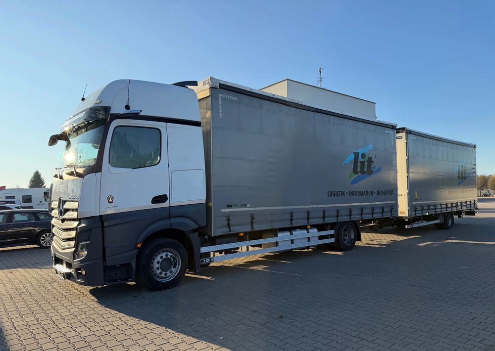 Mercedes-Benz ACTROS 1845 Zestaw przestrzenny przejazdowy120m3 - Caminhão com lona: foto 3 Mercedes-Benz ACTROS 1845 Zestaw przestrzenny przejazdowy120m3 - Caminhão com lona: foto 3