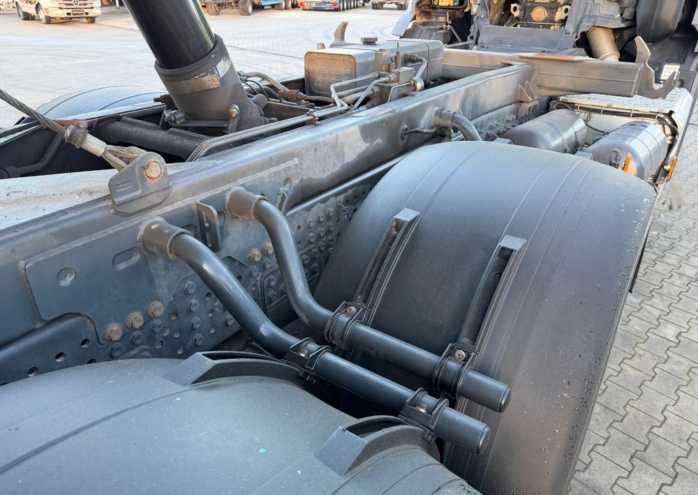 Caminhão basculante Mercedes-Benz AROCS 3345/6x6/ Wywrotka Miller Bordmatic: foto 17