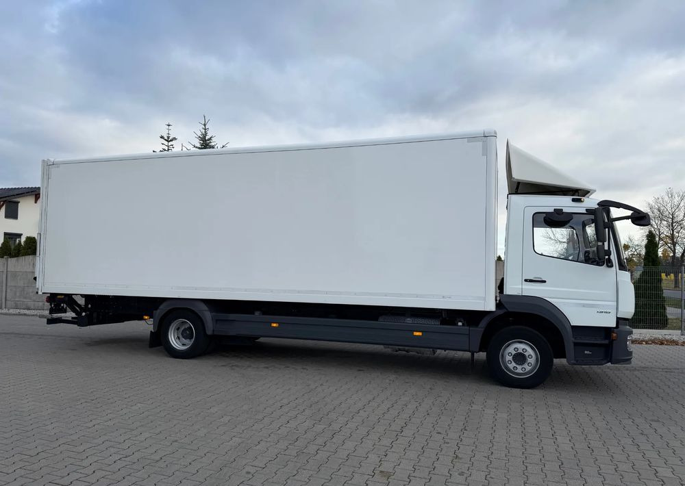 Mercedes-Benz ATEGO 1318 IZOTERMA 20 PALET! - Caminhão furgão: foto 4 Mercedes-Benz ATEGO 1318 IZOTERMA 20 PALET! - Caminhão furgão: foto 4