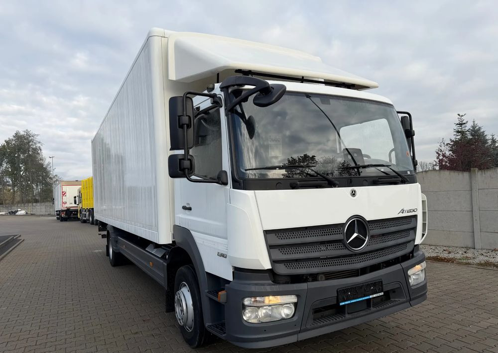 Mercedes-Benz ATEGO 1318 IZOTERMA 20 PALET! - Caminhão furgão: foto 4 Mercedes-Benz ATEGO 1318 IZOTERMA 20 PALET! - Caminhão furgão: foto 4