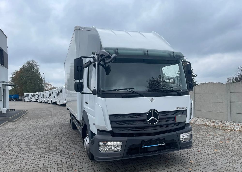 Mercedes-Benz ATEGO 816 DMC 8600 kg - Caminhão furgão: foto 3 Mercedes-Benz ATEGO 816 DMC 8600 kg - Caminhão furgão: foto 3