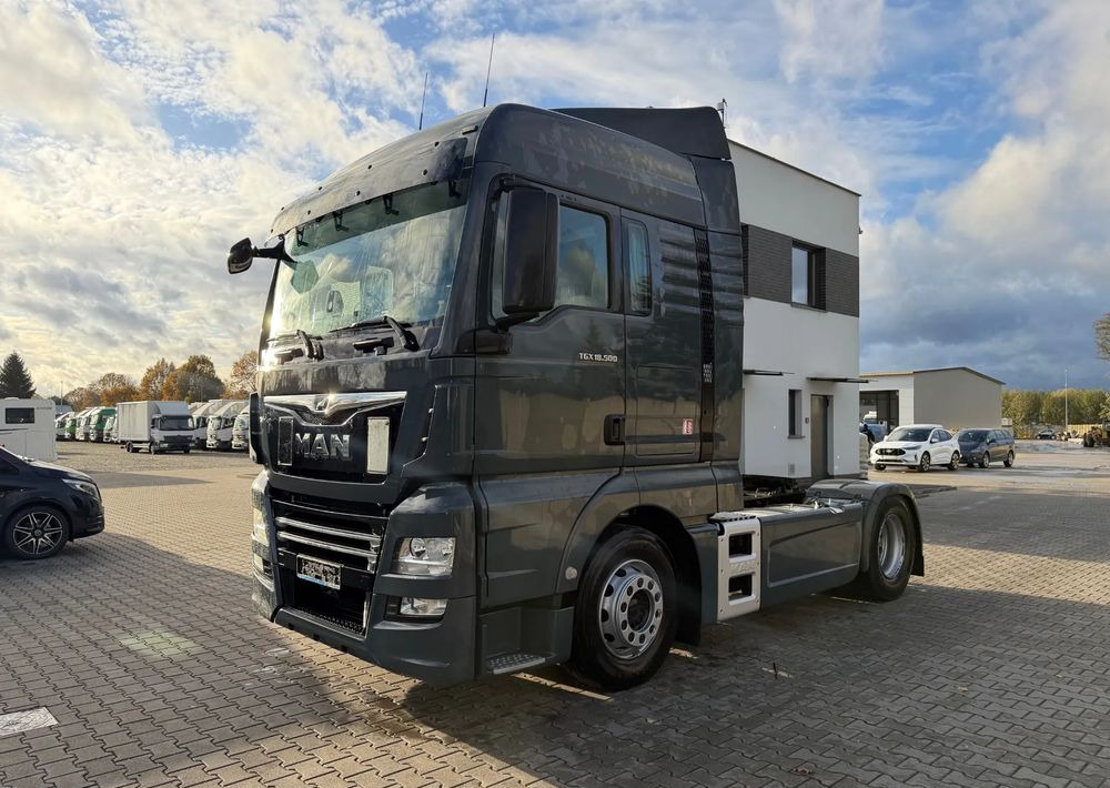 MAN TGX XLX 18.500/ RETARDER - Tractor: foto 4 MAN TGX XLX 18.500/ RETARDER - Tractor: foto 4