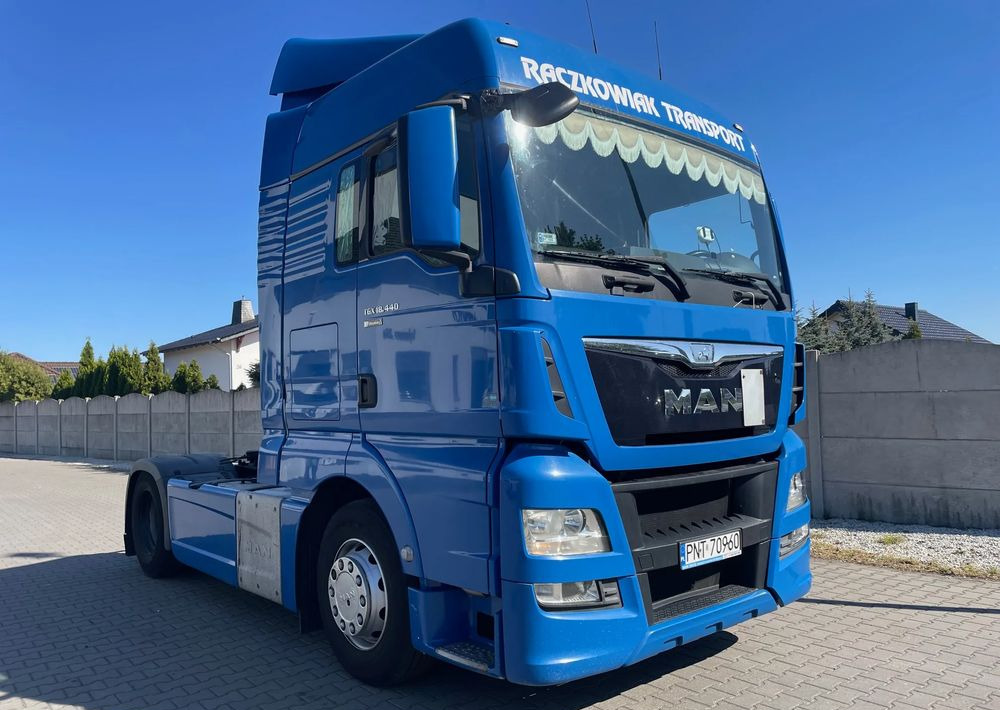 MAN TGX XLX18.440 - Tractor: foto 3 MAN TGX XLX18.440 - Tractor: foto 3