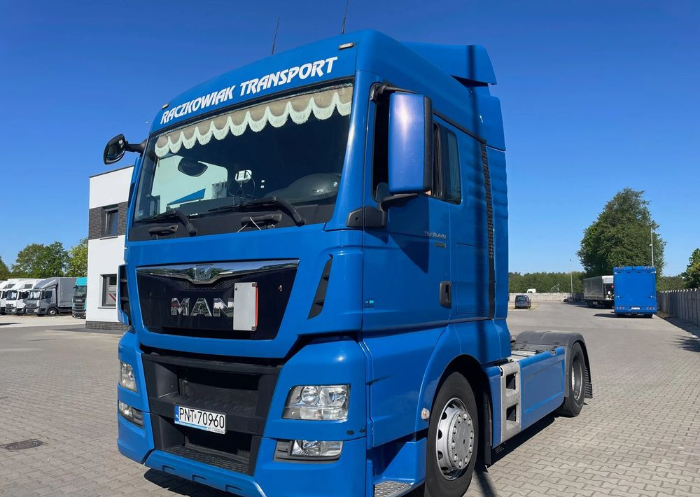 MAN TGX XLX18.440 - Tractor: foto 2 MAN TGX XLX18.440 - Tractor: foto 2