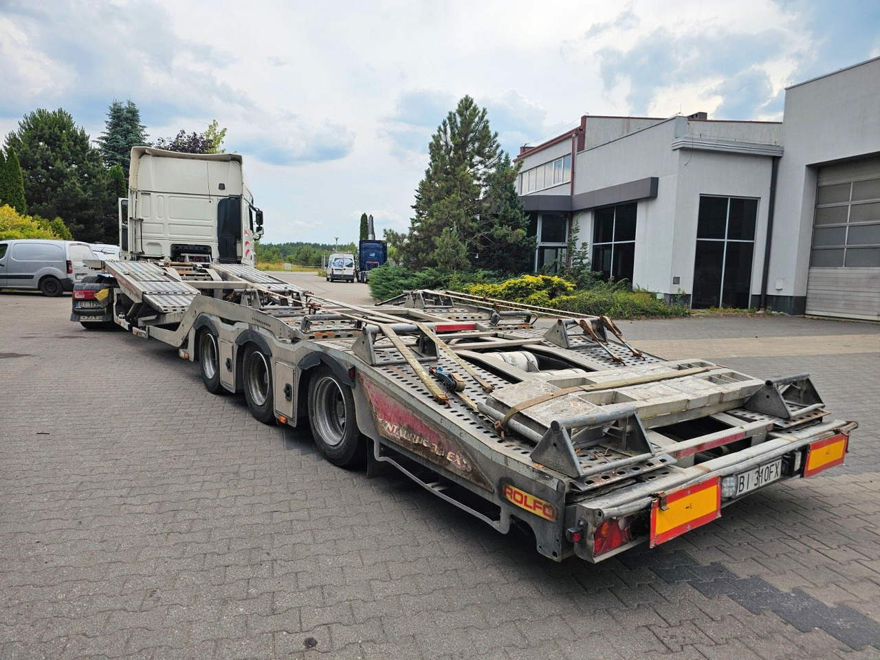ROLFO 3X LKW TRANSPORTER CENTAURUS 3.3 EXT BPW - Semireboque transporte de veículos: foto 4 ROLFO 3X LKW TRANSPORTER CENTAURUS 3.3 EXT BPW - Semireboque transporte de veículos: foto 4