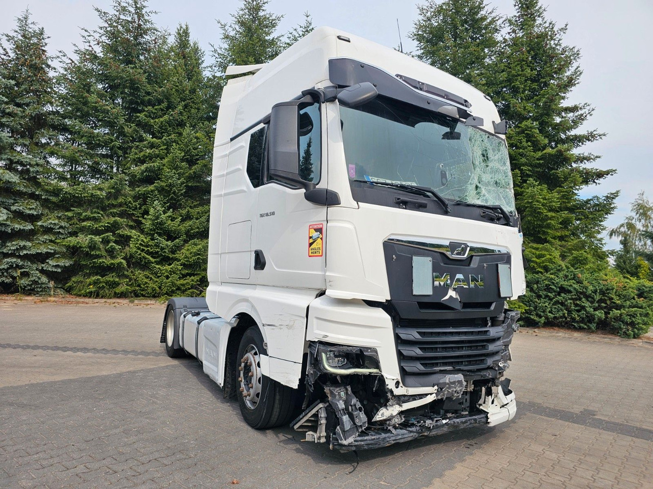 MAN TGX 18.510 XXL INTARDER - Motor , Rahmen 100% OK - Tractor: foto 1 MAN TGX 18.510 XXL INTARDER - Motor , Rahmen 100% OK - Tractor: foto 1