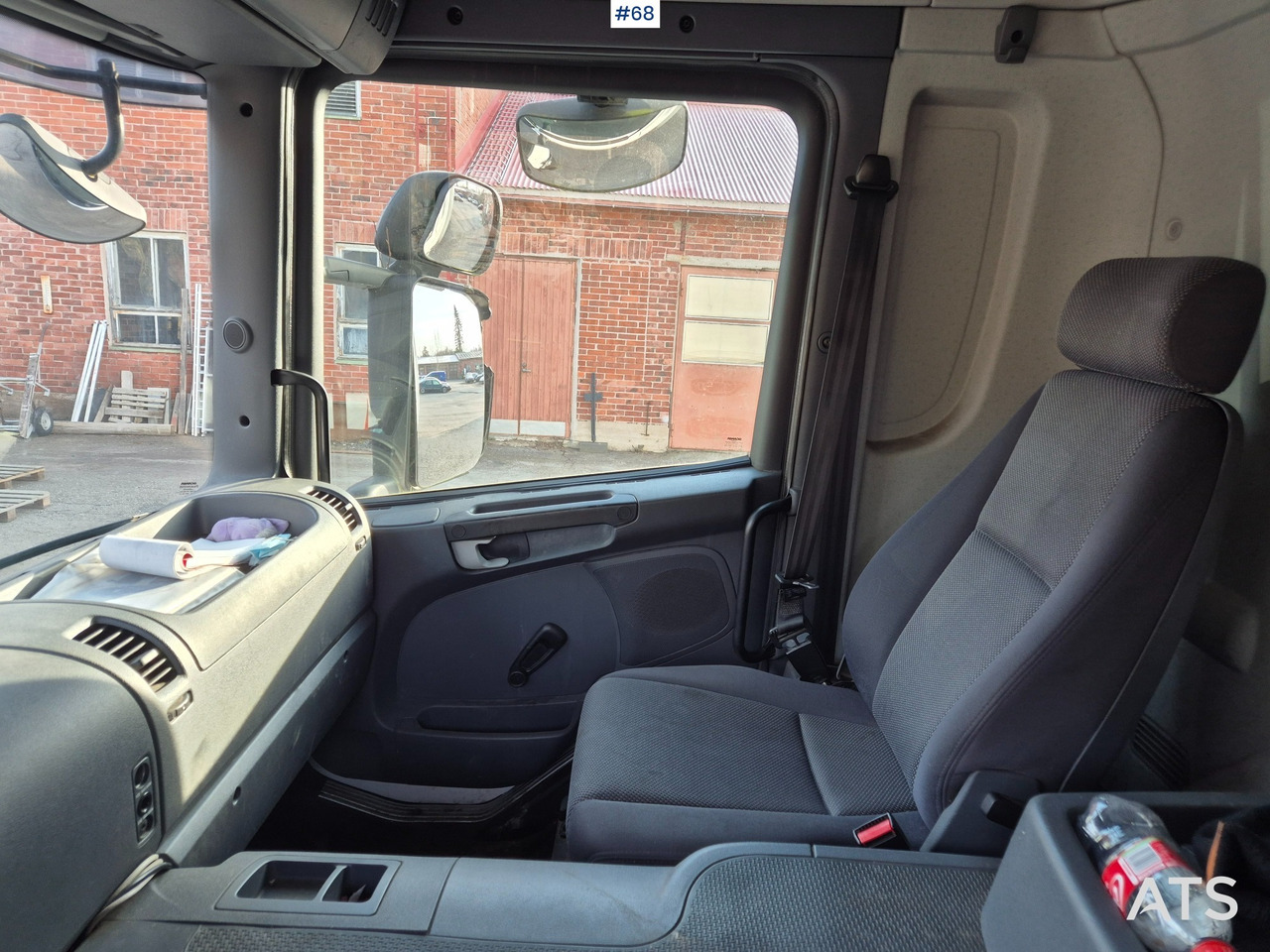 Caminhão furgão Scania P380 Umpikorinen: foto 14