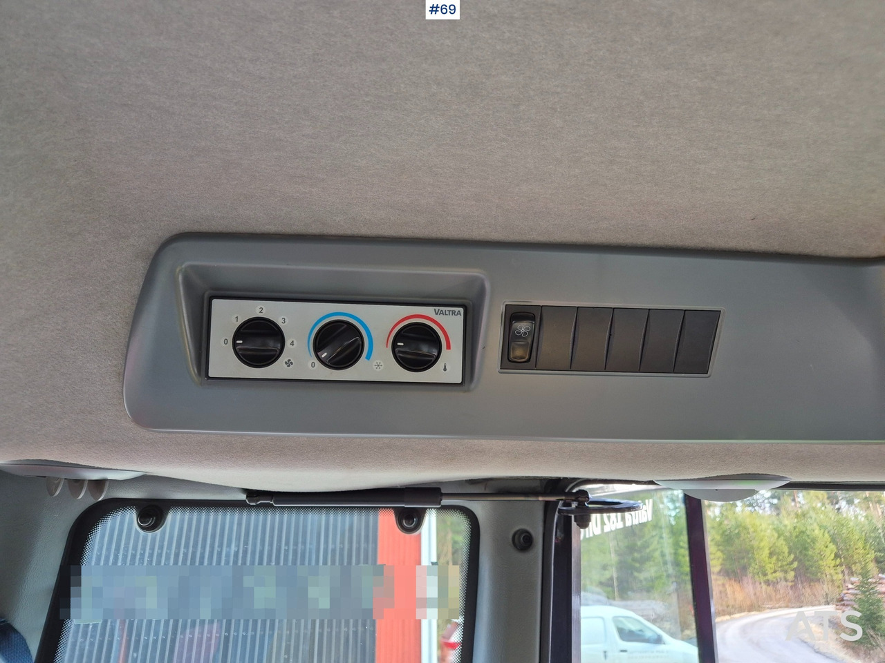 Trator Valtra T182: foto 19
