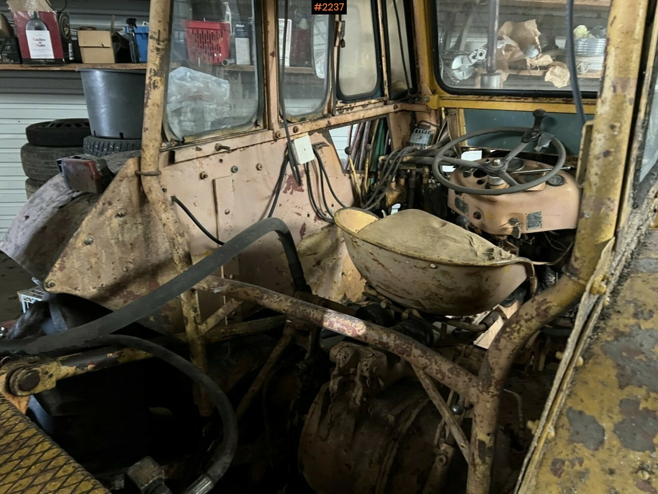 Backhoe loader- MASSEY-FERGUSON 203 - Retroescavadeira: foto 5 Backhoe loader- MASSEY-FERGUSON 203 - Retroescavadeira: foto 5