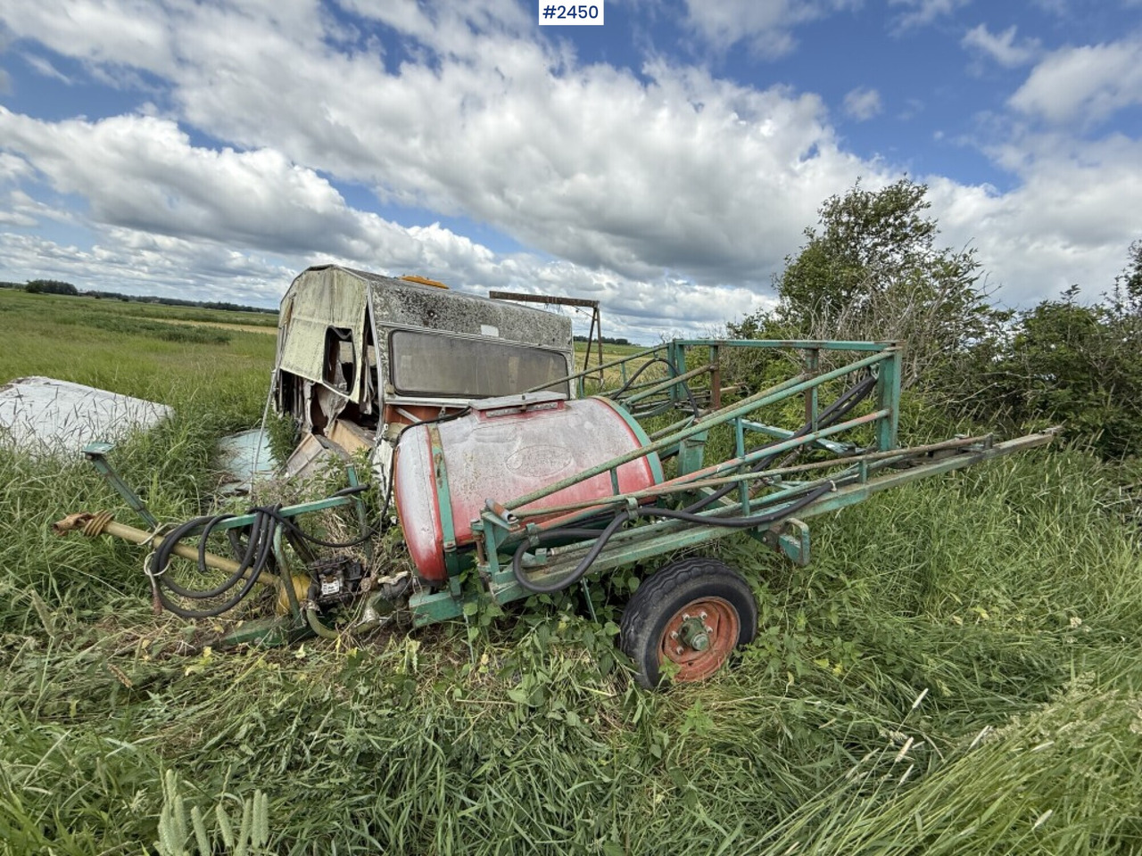 Crop protection sprayer Moteska 900L 12m - Pulverizador agricola: foto 1 Crop protection sprayer Moteska 900L 12m - Pulverizador agricola: foto 1