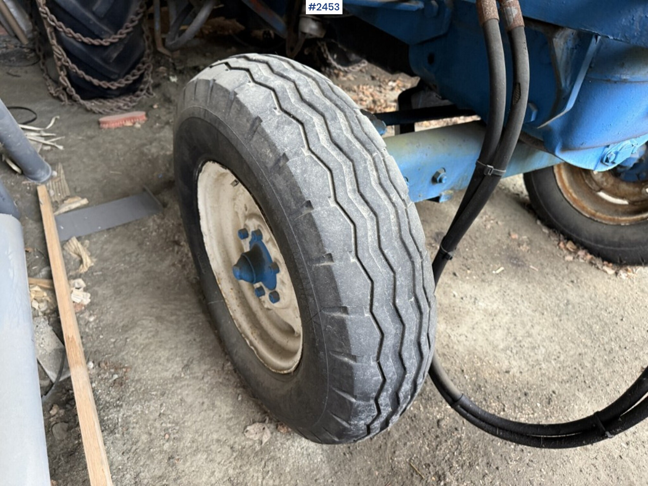 Trator Ford Super Major 5000 with front loader Rep. object: foto 11