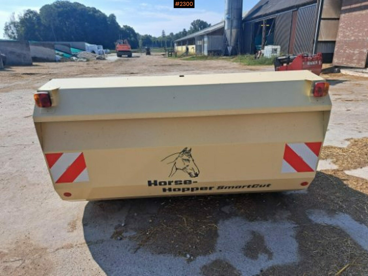 Horsemanure Collector Amazone Horsehopper Smartcut 2100 - Maquina para lavrar a terra: foto 4 Horsemanure Collector Amazone Horsehopper Smartcut 2100 - Maquina para lavrar a terra: foto 4