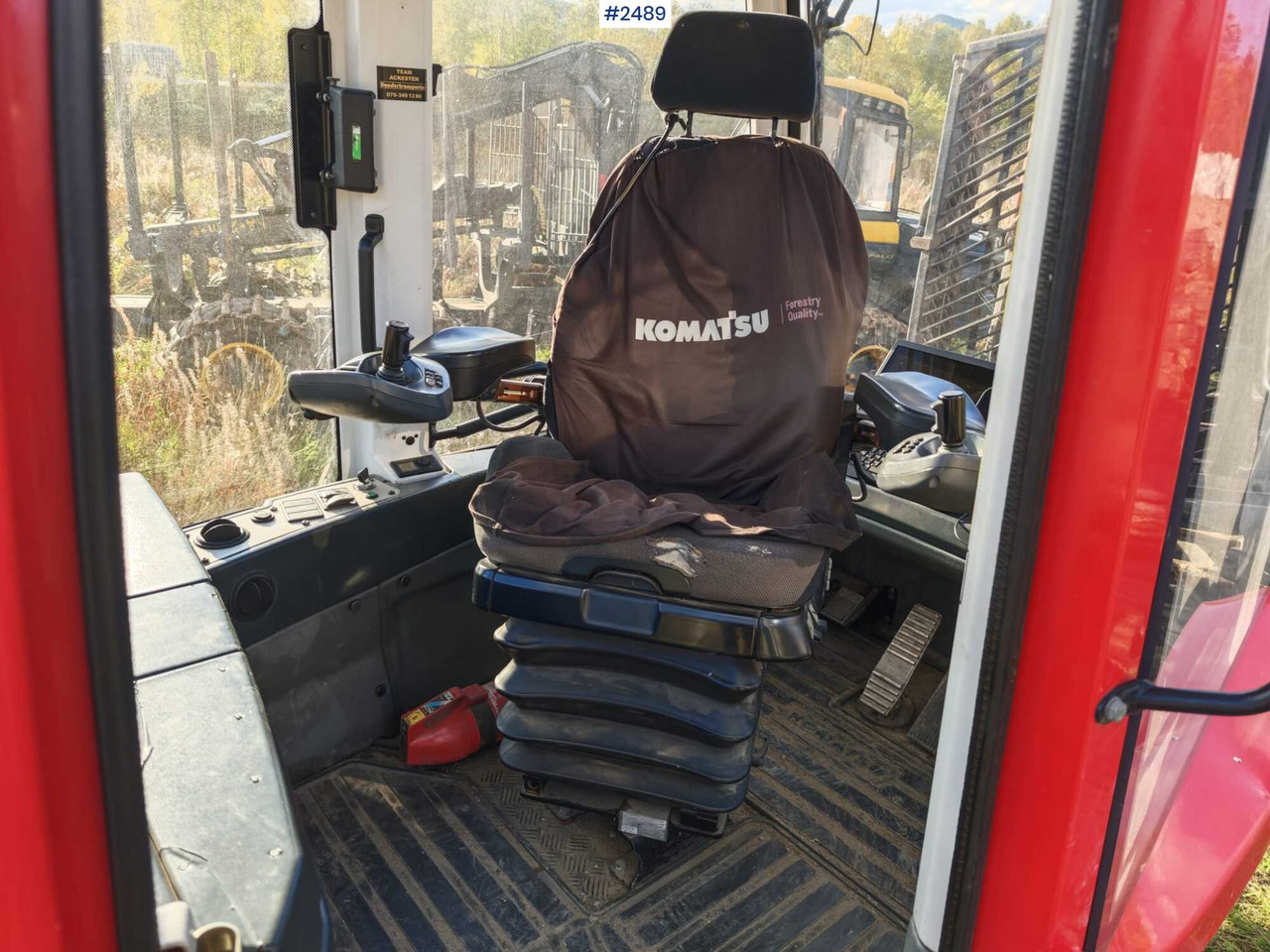 Komatsu 895 Forwarder (VIDEO) - Forwarder: foto 5 Komatsu 895 Forwarder (VIDEO) - Forwarder: foto 5