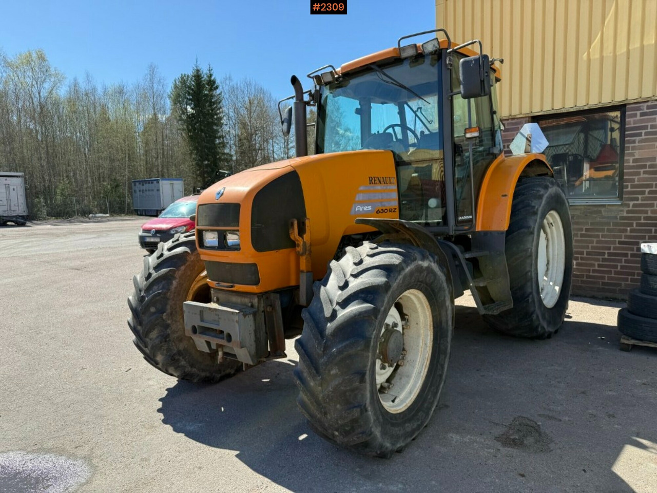 Tractor Renault Ares 630 RZ Only 1 owner (see video) - Trator: foto 2 Tractor Renault Ares 630 RZ Only 1 owner (see video) - Trator: foto 2