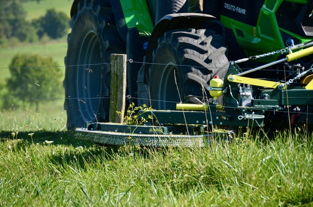Zaunmäher TriCut A1250 Leitplankenmäher Pfahlmäher - Gadanheira: foto 3 Zaunmäher TriCut A1250 Leitplankenmäher Pfahlmäher - Gadanheira: foto 3