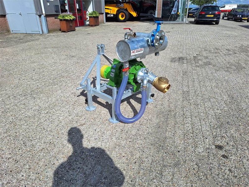 Rovatti T3K80/2E PTO pomp op bok - Pulverizador montado: foto 4 Rovatti T3K80/2E PTO pomp op bok - Pulverizador montado: foto 4