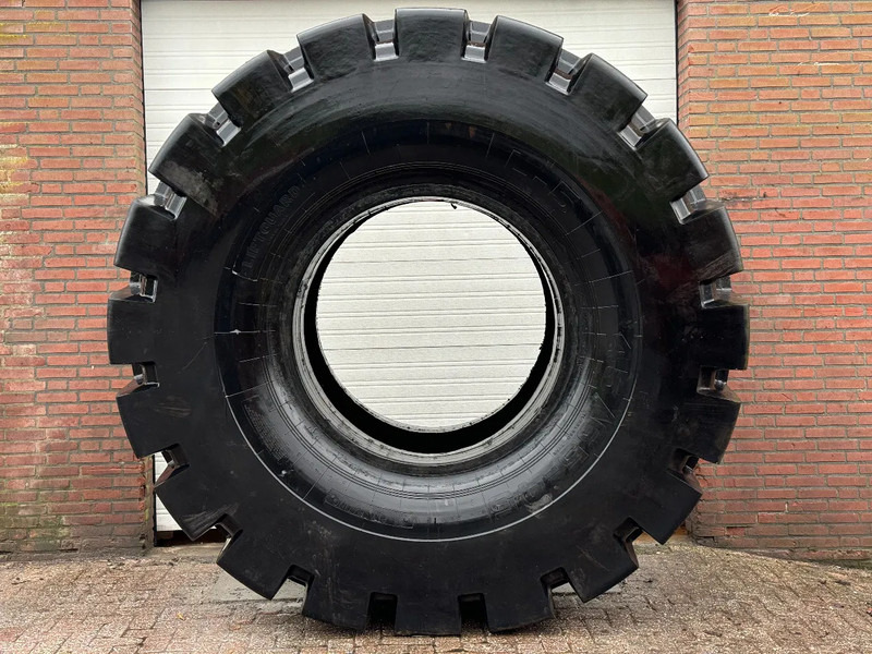 Diversen Liftguard L-5 45/65-45 HEAVY DUTY TIRE - Pneu: foto 1 Diversen Liftguard L-5 45/65-45 HEAVY DUTY TIRE - Pneu: foto 1