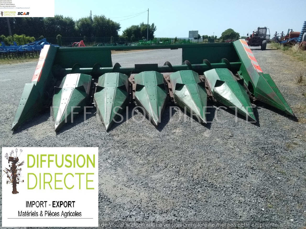 JOHN DEERE CUEILLEUR POUR MOISSONNEUSE 646 - Plataforma para colher milho: foto 1 JOHN DEERE CUEILLEUR POUR MOISSONNEUSE 646 - Plataforma para colher milho: foto 1