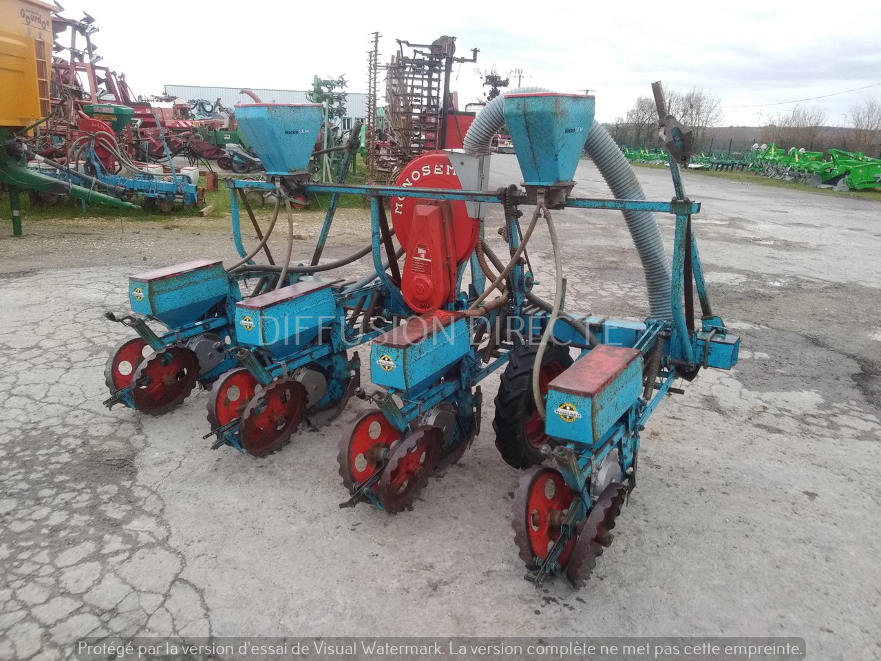 MONOSEM SEMOIR MONOGRAINE PNU - Semeadora de precisão: foto 3 MONOSEM SEMOIR MONOGRAINE PNU - Semeadora de precisão: foto 3