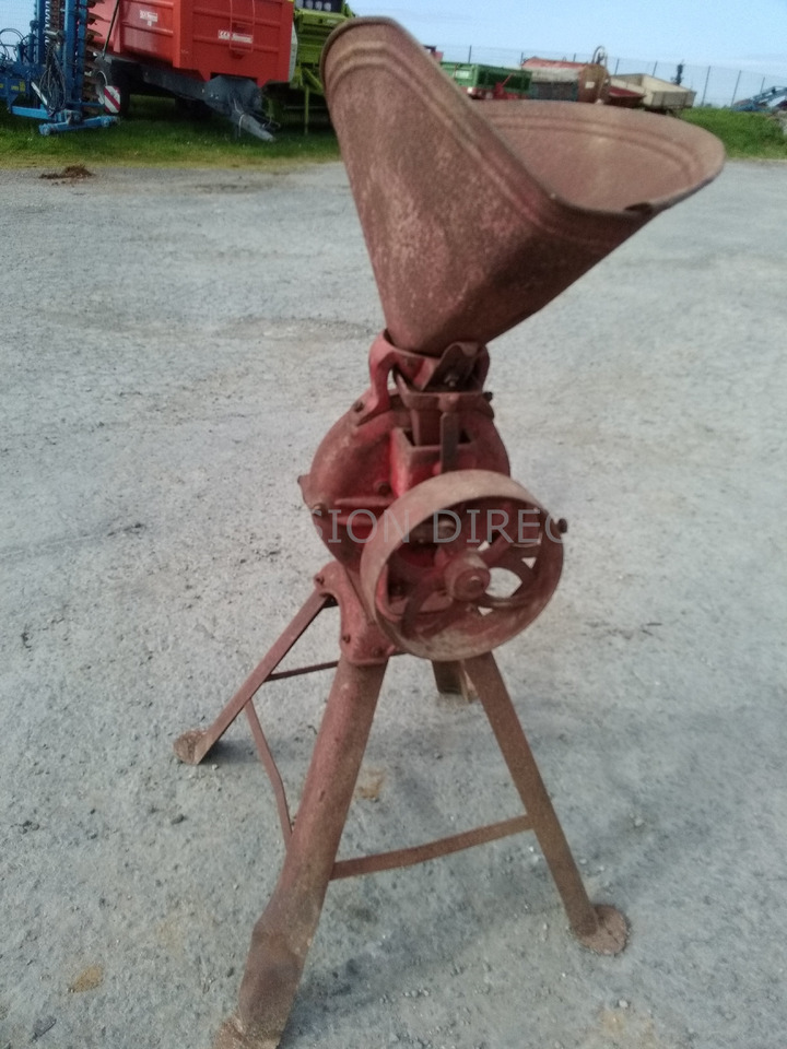 MOULIN A FARINE - Equipamento de pós-colheita: foto 3 MOULIN A FARINE - Equipamento de pós-colheita: foto 3