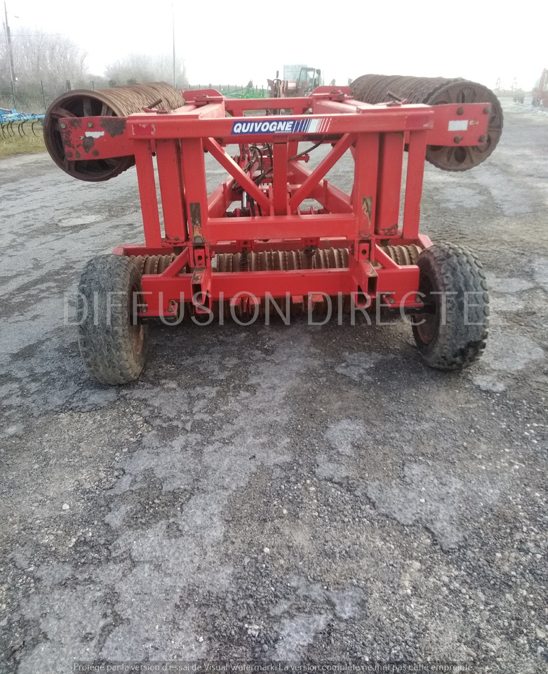 QUIVOGNE ROULEAU CAMBRIDGE R 630 - Rolo agricola: foto 3 QUIVOGNE ROULEAU CAMBRIDGE R 630 - Rolo agricola: foto 3