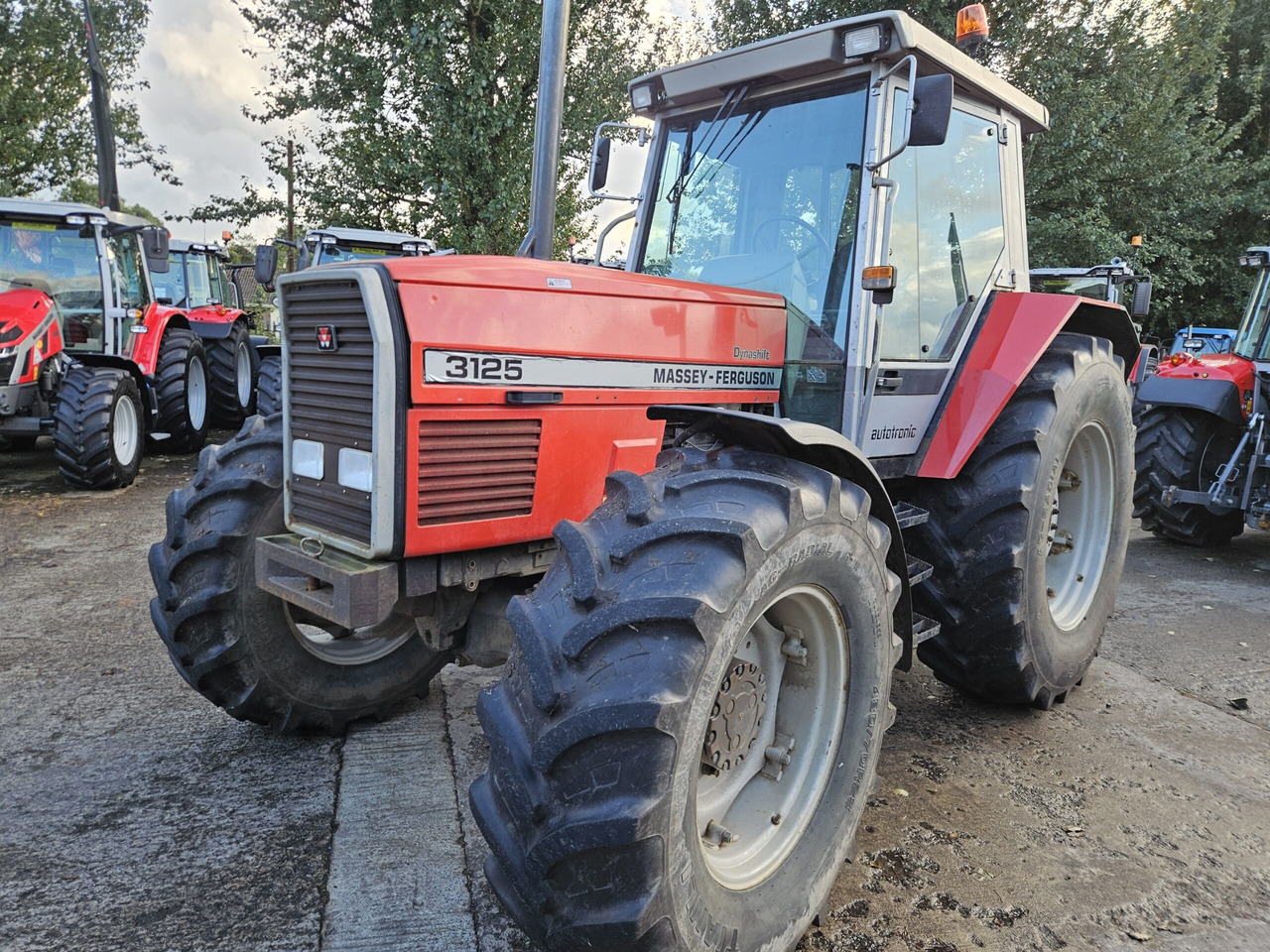 1993 MF 3125 Dynashift - Trator: foto 2 1993 MF 3125 Dynashift - Trator: foto 2